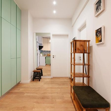 Luxury 1-Bedroom Apartment By The Sea In Athens Atenas Exterior foto