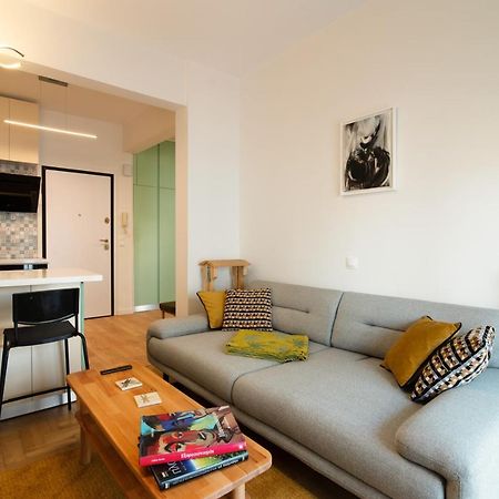 Luxury 1-Bedroom Apartment By The Sea In Athens Atenas Exterior foto