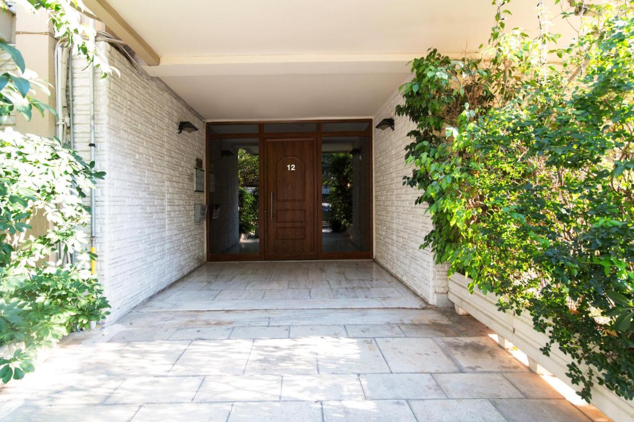 Luxury 1-Bedroom Apartment By The Sea In Athens Atenas Exterior foto