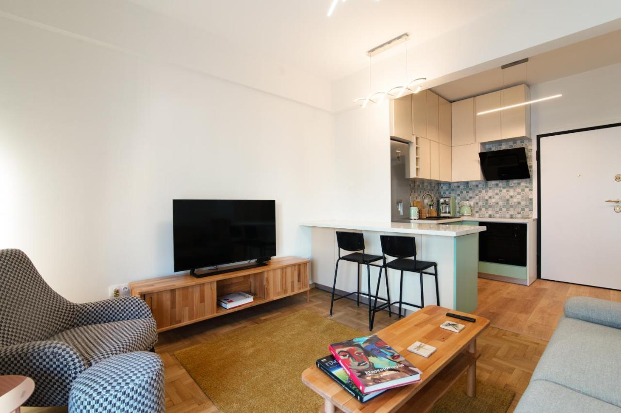 Luxury 1-Bedroom Apartment By The Sea In Athens Atenas Exterior foto